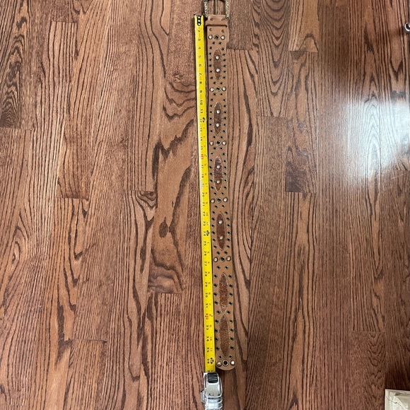 Leatherock leather Amber Swarovski crystal-studded belt. 36 1/2”. - Picture 5 of 5